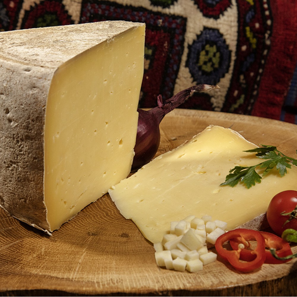 Tam Yağlı Kars Kaşarı 1000g